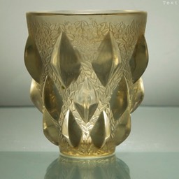 René Lalique Vase "Rampillon"