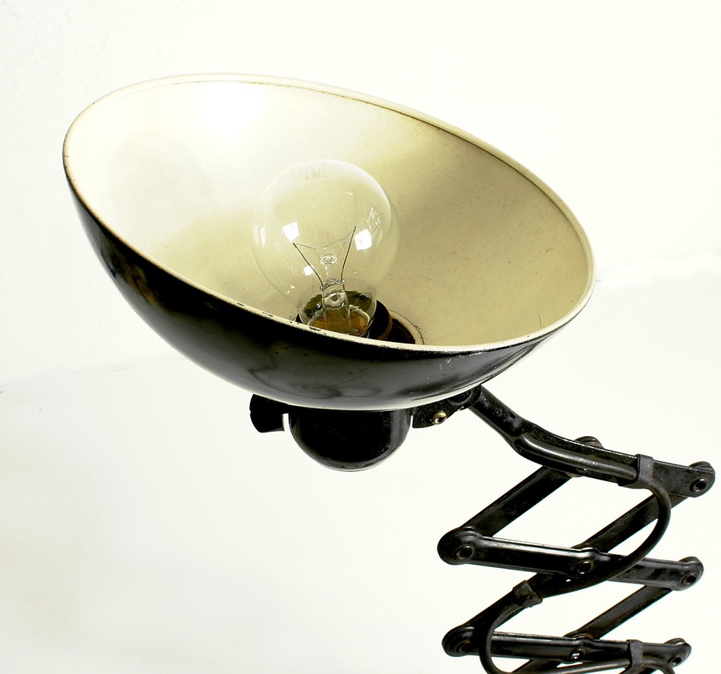 Christian-Dell-Bauhaus-Scissor-Lamp-D