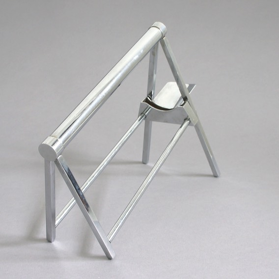 Jacques-Adnet-wine-pourer-3